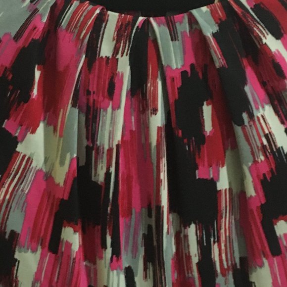 Tahari Multi-Colored Flowy Dress - Item#5 - Picture 4 of 7